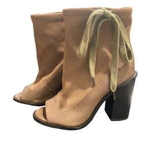 Kelsey Dagger Anthropologie "Bowie" Ankle Tie Booties Suede Womens 6